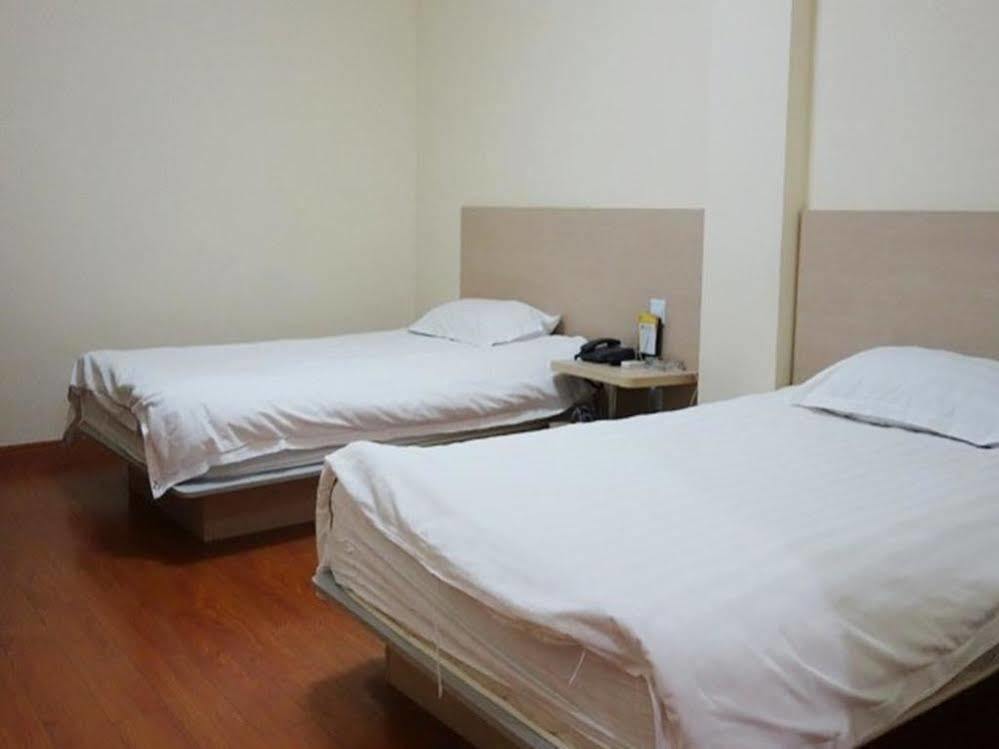Maiju Inn  Shanghai Bagian luar foto